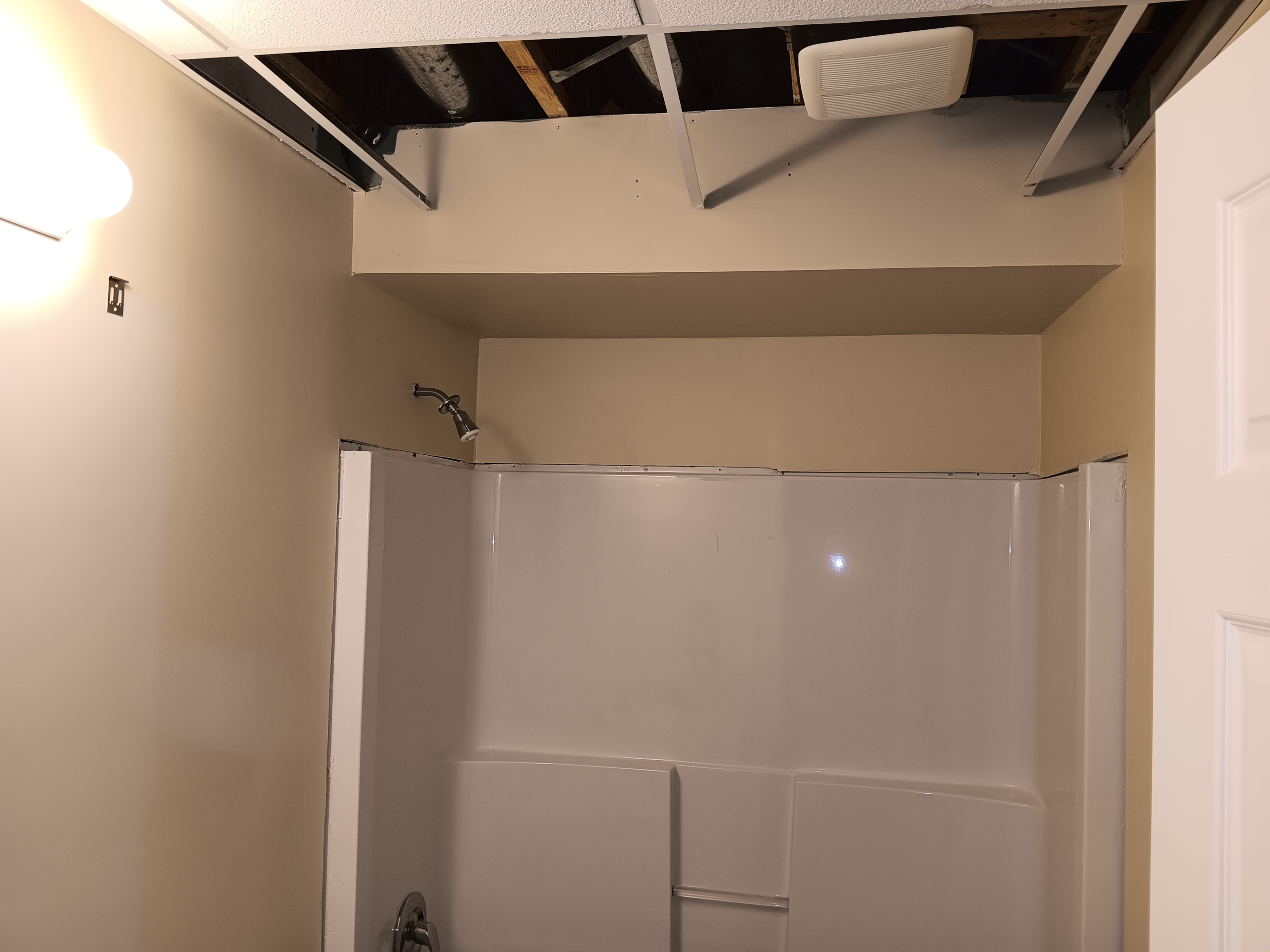 Bathroom Rebuilding & Tiling 3