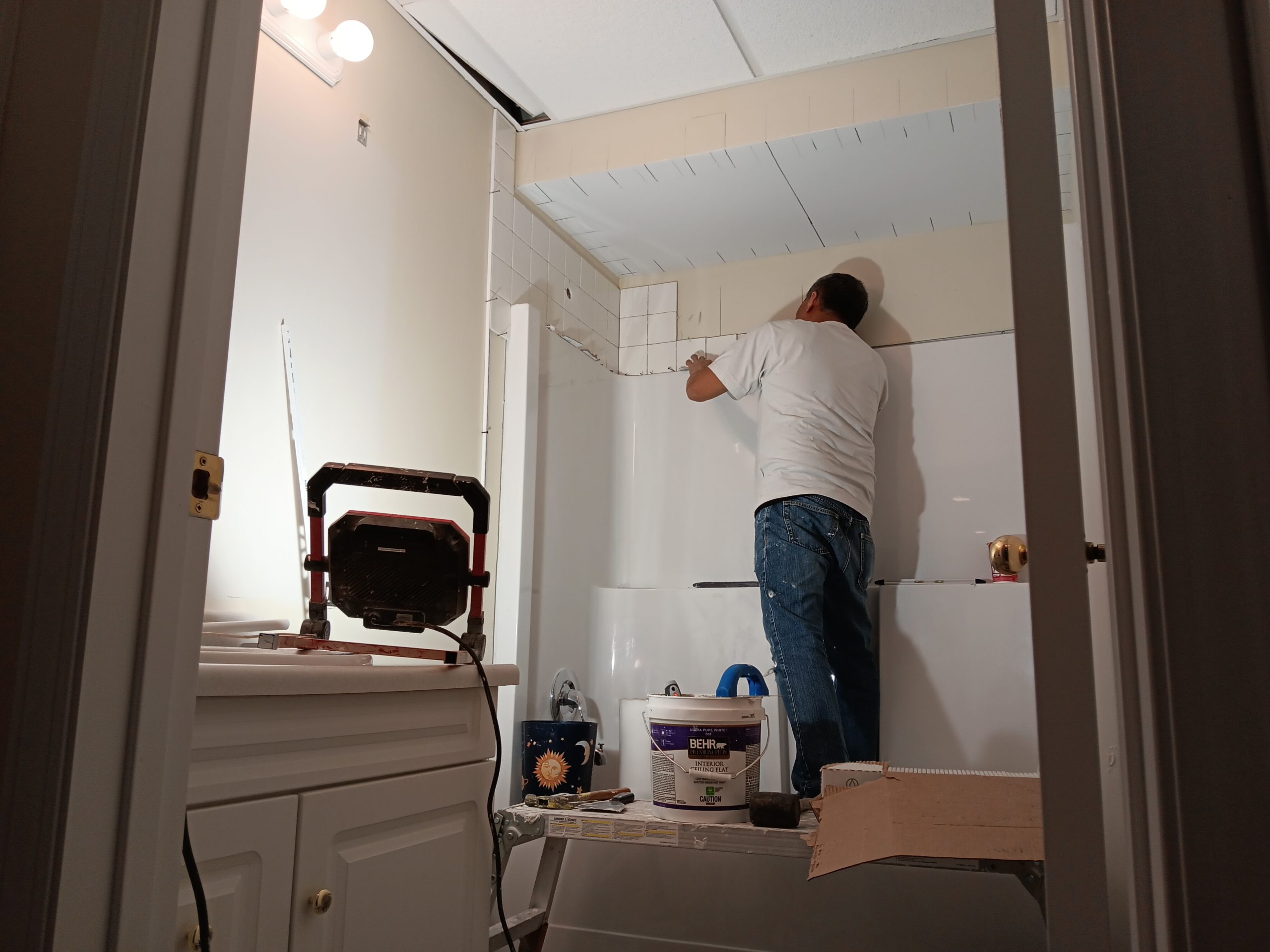Bathroom-Rebuilding-Tiling-4